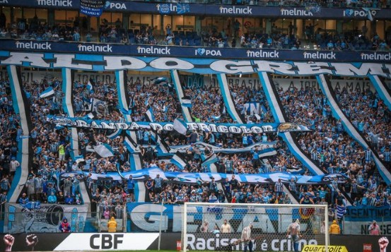 Futebol na tv: saiba onde assistir ao vivo os jogos de hoje - Jornal  Cassilândia